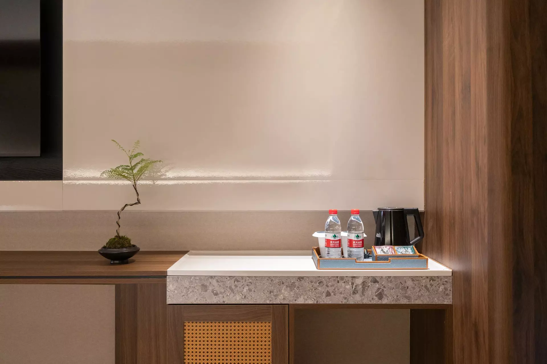 Flawless architectural baseboards and door casings for 5-star hotel rooms